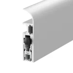 Perfil de aluminio para puertas correderas de alta calidad y durabilidad.
