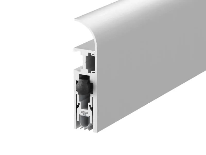 Perfil de aluminio para puertas correderas de alta calidad y durabilidad.